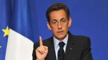 نيكولا ساركوزي يعود إلى شوارع منتون بعد الإفراج عنه من السجن 1